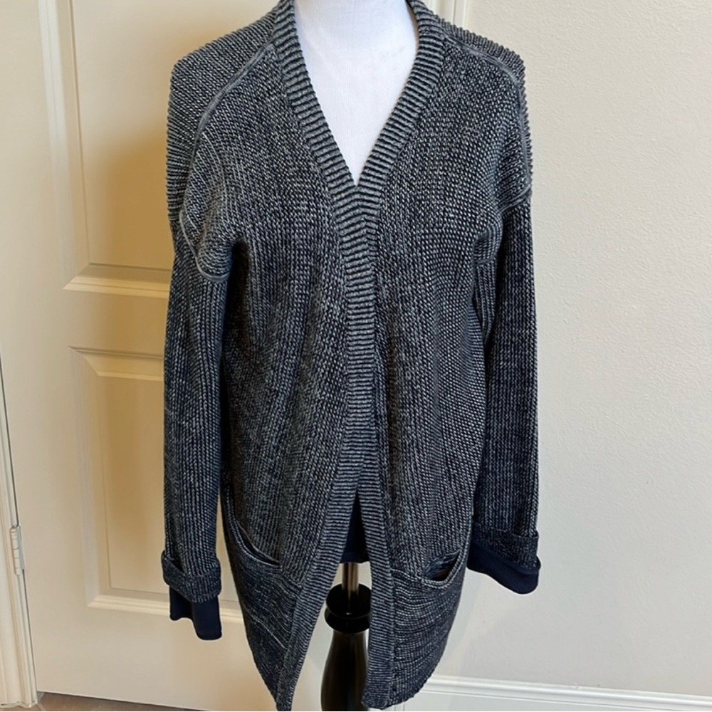 Lululemon sweater